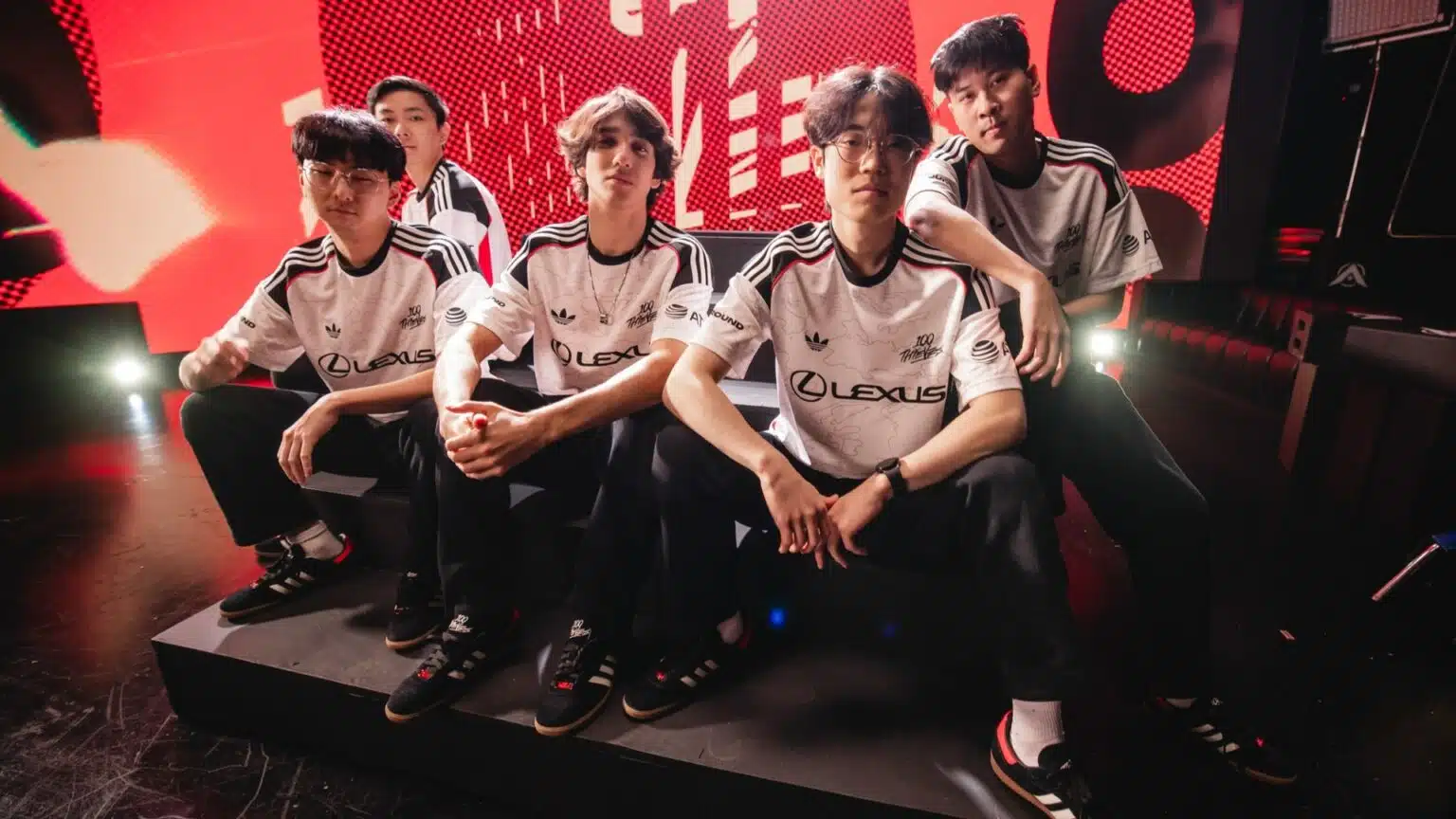 100 thieves - Lol