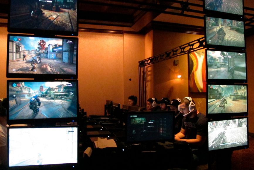 Esport-klađenje